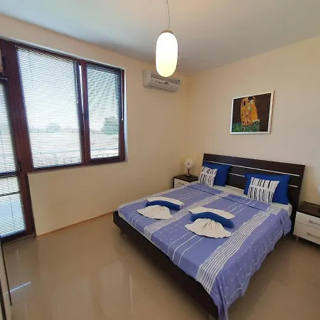 Golf In Lighthouse Golf & * Baltsjik