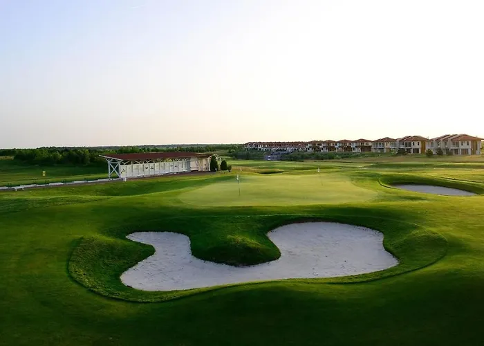 Golf In Lighthouse Golf & * Baltjik