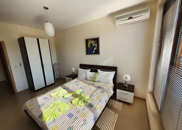 Golf In Lighthouse Golf & * Baltjik