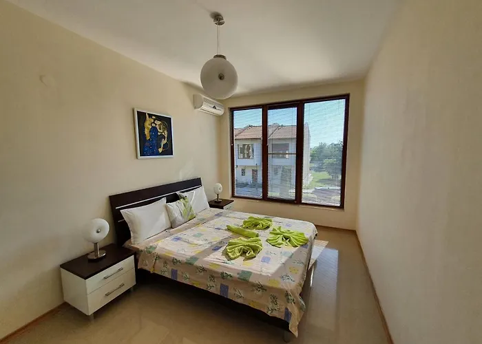 Golf In Lighthouse Golf & Baltjik